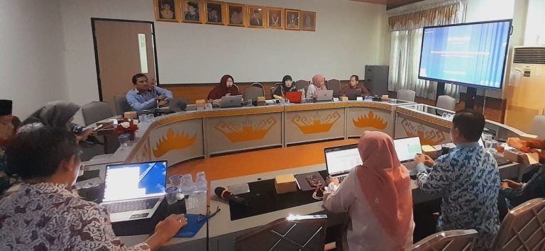 Cam-3-Sidang-Komisi-I-Senat-Kur.-OBE-3-09-2025-e1756943778162